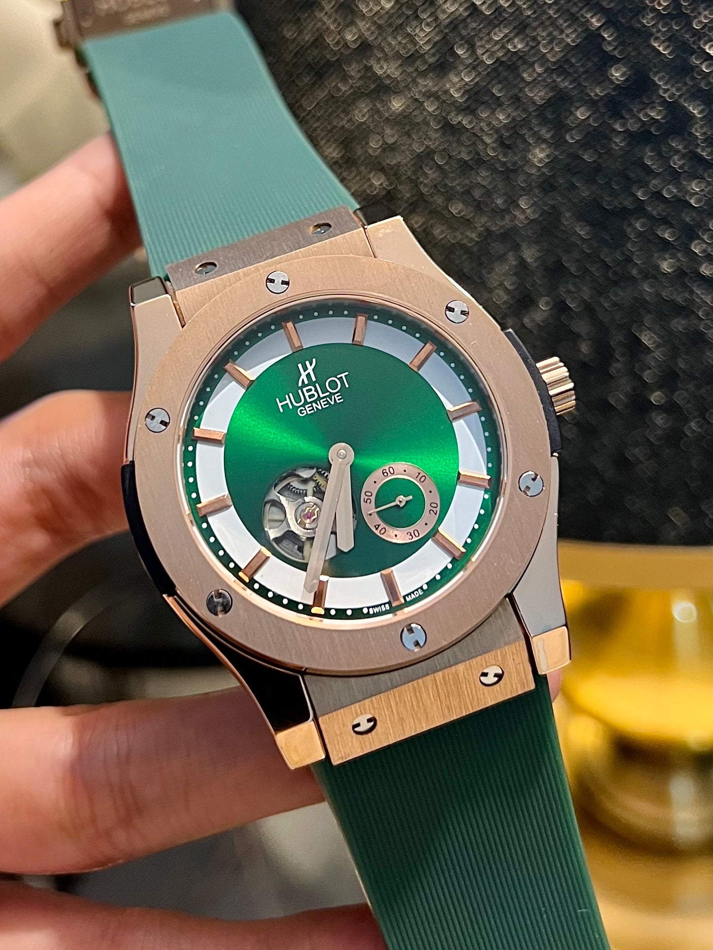 Green With Side Pendulum Automatic Silicone Strap