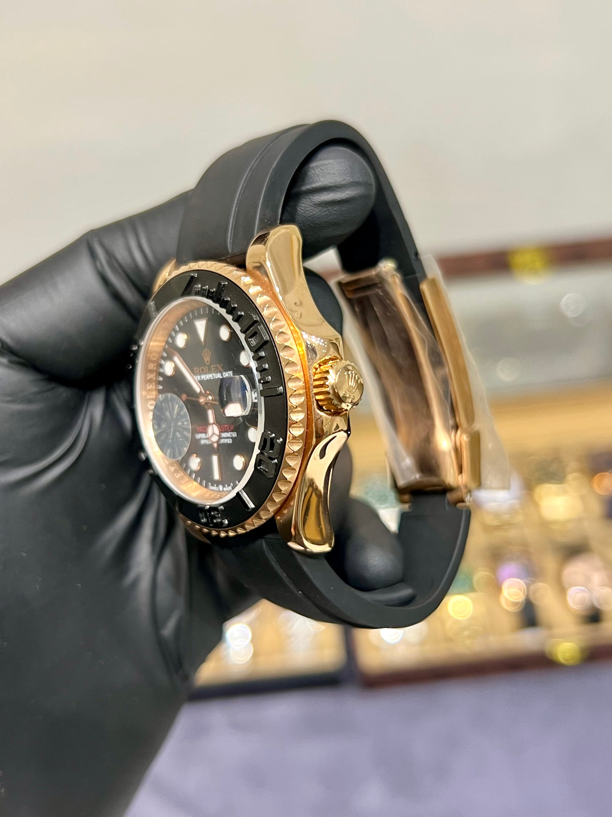 Yatch-Master Automatic Rose Gold with Black Dial