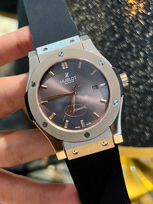 Charcoal Black Plain Dial Automatic Silicone Strap