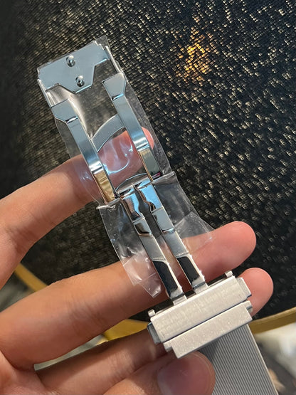 Grey Side Pendulum Automatic Silicone Strap