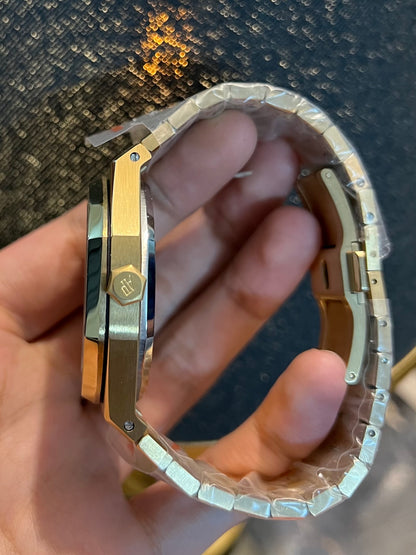 AP GOLDEN AUTO BLACK TEXT DIAL